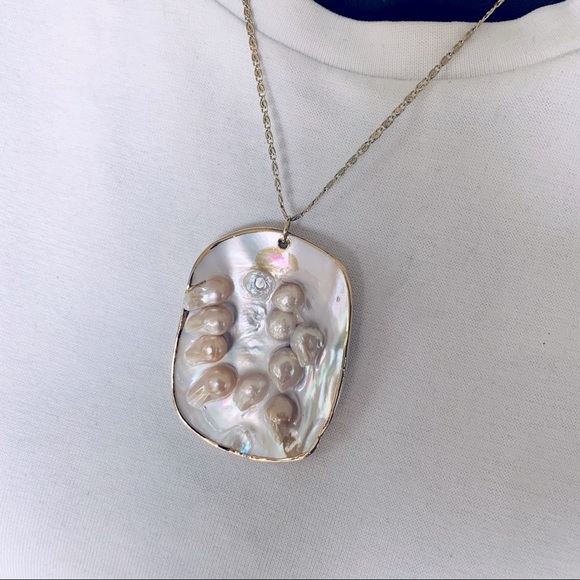 Beautiful necklace with Mother-of-pearl tablet pendant & 10 real pearls - Picture 13 of 15